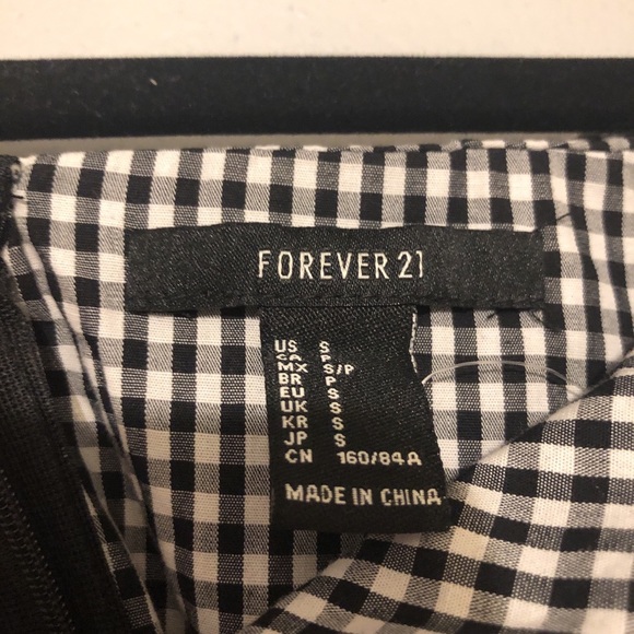 Black and white dress - Picture 2 of 2